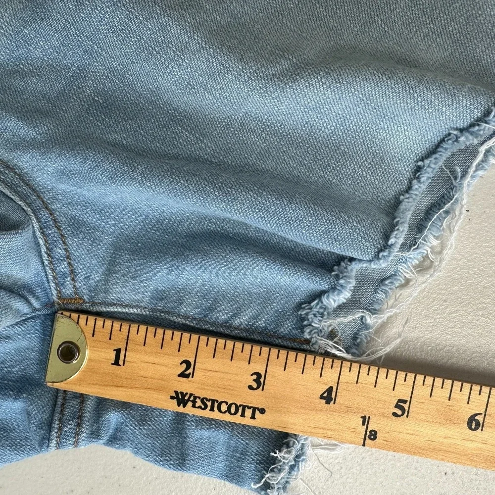 Madewell Blue‎ Jean Shorts Size 31 Distressed Raw Hem